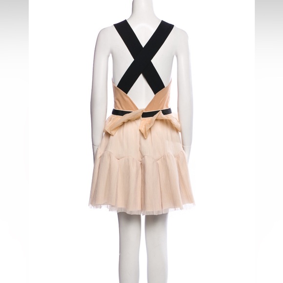 Three Floor Colorblock Dress - ADORABLE (Size M) - Picture 5 of 6